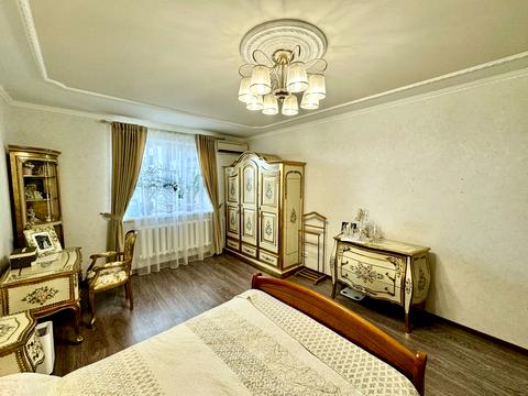 квартира за адресою Володимира Антоновича вул. (Свердлова), 26