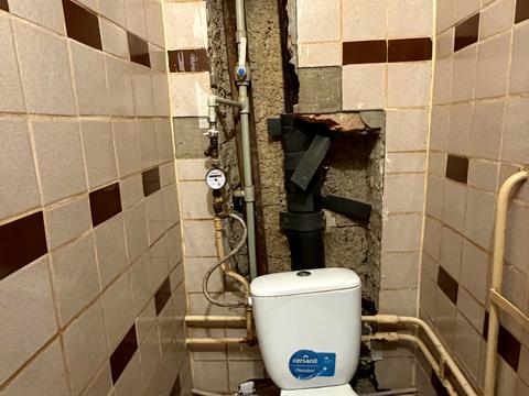 квартира за адресою Домбровського вул., 45