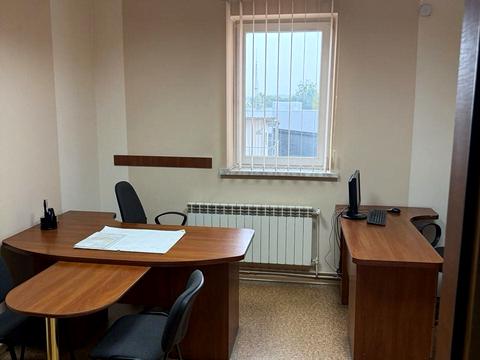 комерційна за адресою Богдана Хмельницького вул., 172