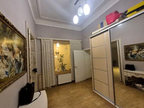 квартира за адресою Базарна вул., 25