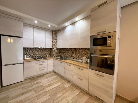 квартира за адресою В'ячеслава Чорновола просп. (), 16г