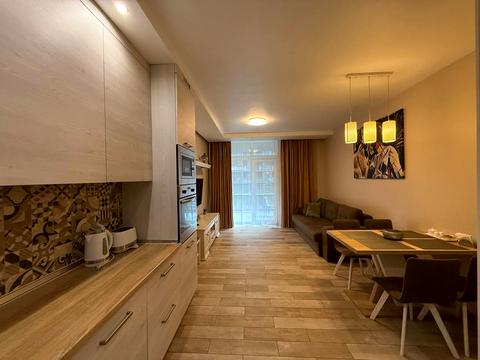 квартира за адресою В'ячеслава Чорновола просп. (), 16г