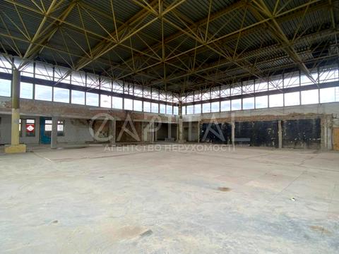 комерційна за адресою Рональда Рейгана вул., 1