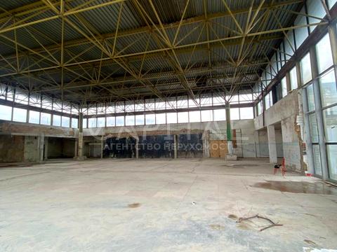 комерційна за адресою Рональда Рейгана вул., 1