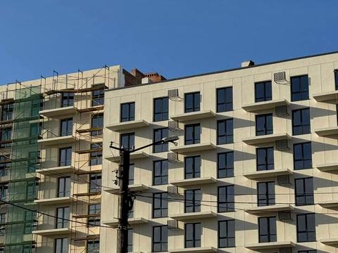 комерційна за адресою комунальна, 3