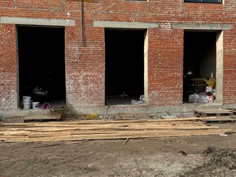 комерційна за адресою комунальна, 3