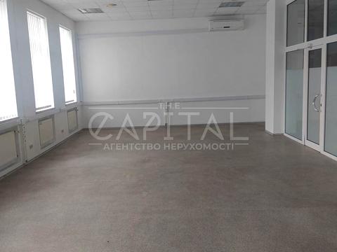 коммерческая по адресу Уинстона Черчилля ул. (Красноткацкая), 16