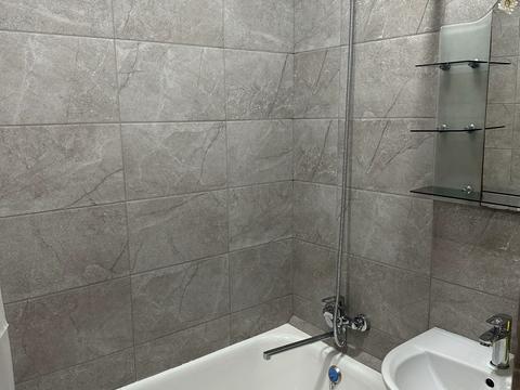 квартира за адресою Богдана Хмельницького просп. (Героїв Сталінграда), 4-Б