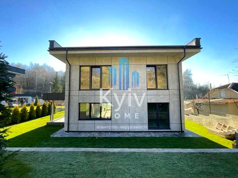 будинок за адресою с. Лісники, Родини Рубанів вул.