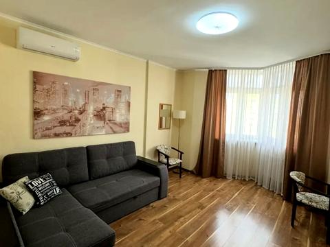 квартира за адресою Воскресенська вул., 12-А