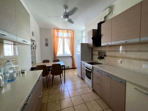 квартира за адресою Воскресенська вул., 12-А