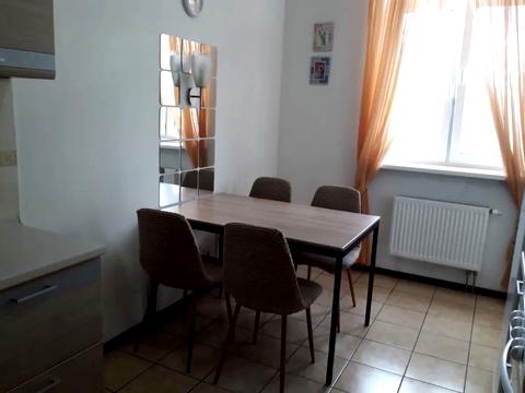 квартира за адресою Воскресенська вул., 12-А