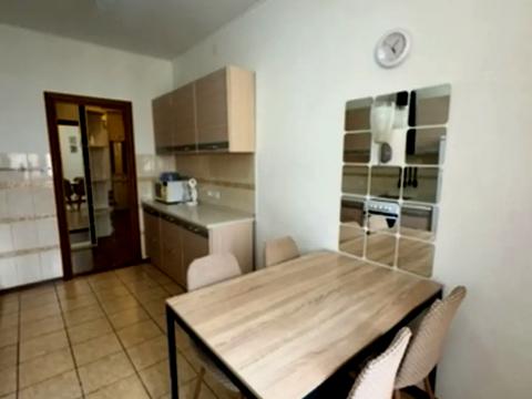 квартира за адресою Воскресенська вул., 12-А