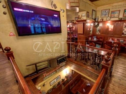 комерційна за адресою Саксаганського вул., 7