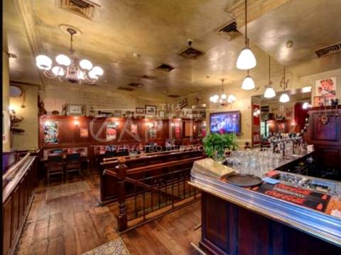 комерційна за адресою Саксаганського вул., 7