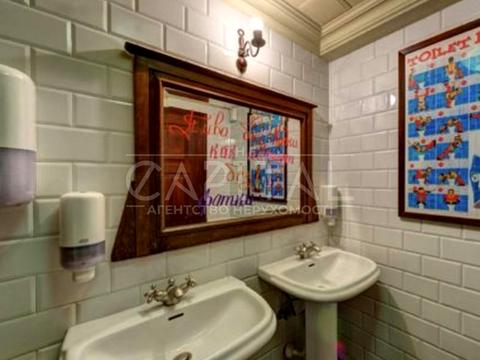 комерційна за адресою Саксаганського вул., 7