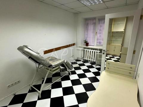 коммерческая по адресу Сергея Колоса ул. (Ленина), 11