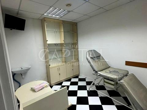 коммерческая по адресу Сергея Колоса ул. (Ленина), 11