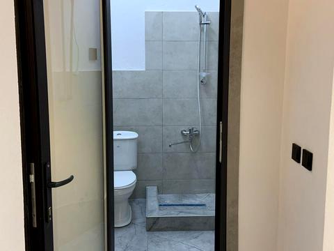 коммерческая по адресу Котляревского ул., 5