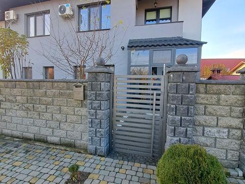 будинок за адресою Сонячна вул.