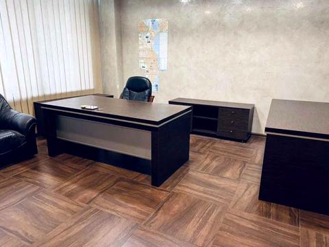 комерційна за адресою Літературна вул., 1а