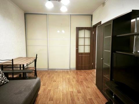 квартира за адресою Бориса Гмирі вул., 38-Б