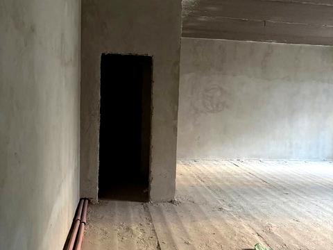 комерційна за адресою Княгинин вул., 44