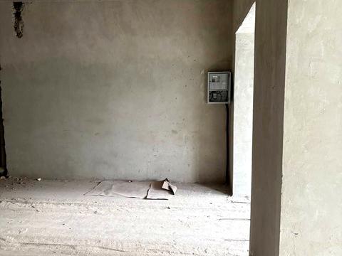 комерційна за адресою Княгинин вул., 44