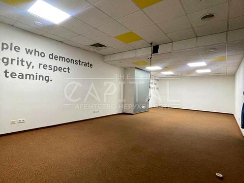 коммерческая по адресу Крещатик ул. (Kreschatic), 19