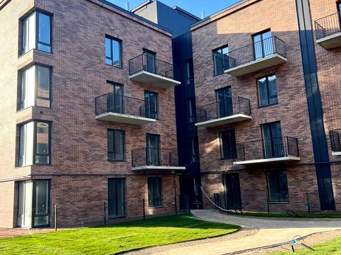 квартира по адресу 24 Августа ул., 32