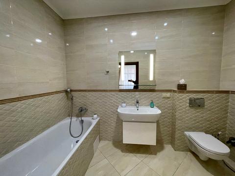 квартира за адресою Євгена Коновальця вул. (Щорса), 36-В