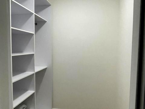 квартира по адресу Днепровская набережная ул., 15-Є