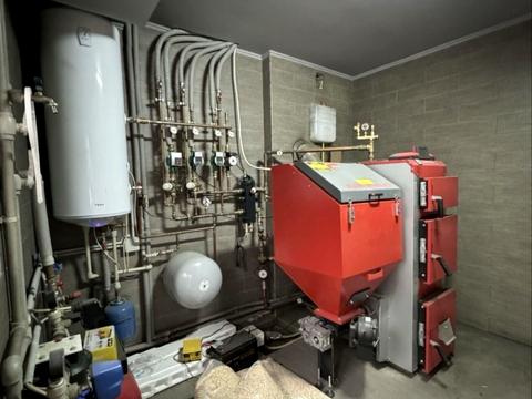 будинок за адресою Травнева