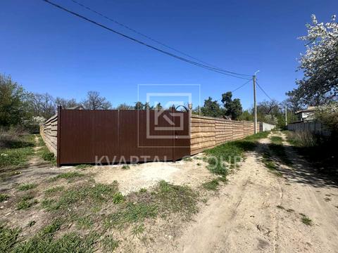 ділянка за адресою смт. Ворзель, Мічуріна