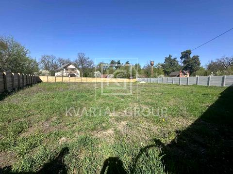 ділянка за адресою смт. Ворзель, Мічуріна