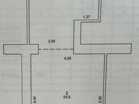 комерційна за адресою Княгинин вул., 44