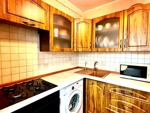 квартира за адресою Раїси Окіпної вул., 9