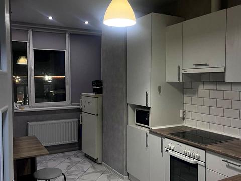 квартира за адресою Літературна вул. (Чехова), 14-В