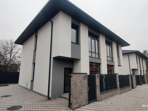 будинок за адресою Івана Багряного вул.