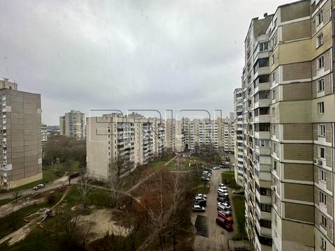 квартира за адресою Миколи Ушакова вул., 16