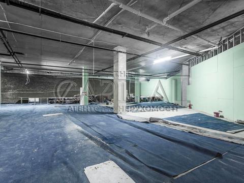 комерційна за адресою Борщагівська вул., 154