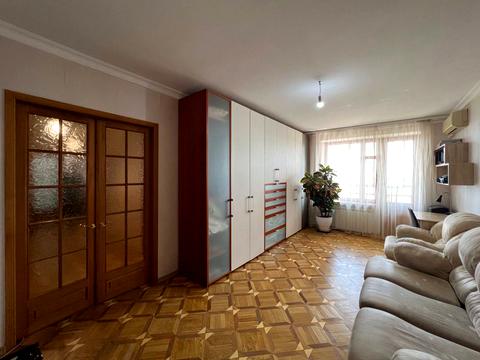 квартира за адресою Писаржевського вул., 7