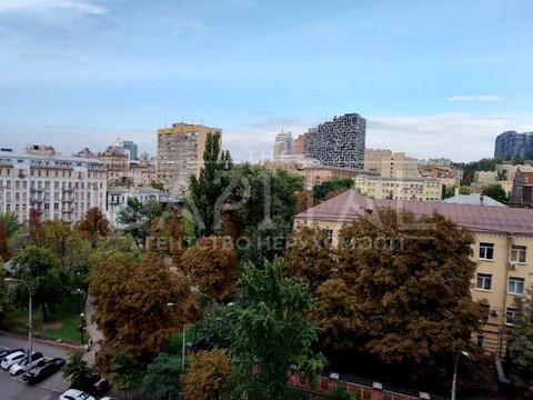 комерційна за адресою Антоновича вул. (Горького), 72