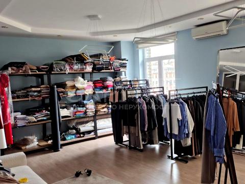 комерційна за адресою Антоновича вул. (Горького), 72