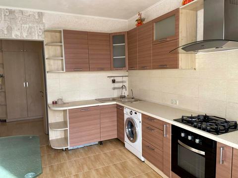 квартира за адресою Одеса, Академіка Заболотного вул., 66