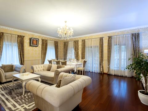 будинок за адресою Соборності вул.