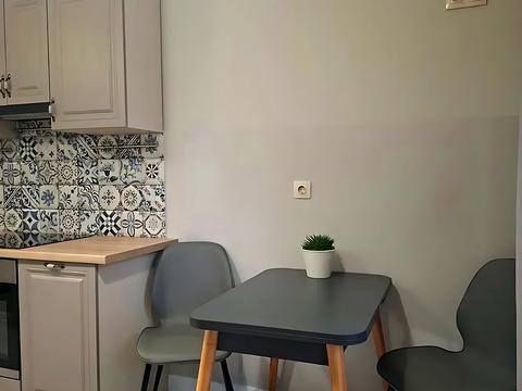 квартира за адресою Академіка Глушкова просп., 9-Д