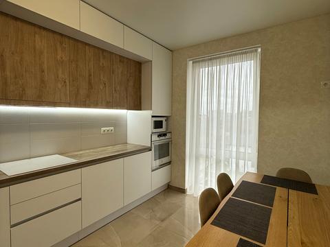 квартира по адресу Вячеслава Черновола ул., 98а