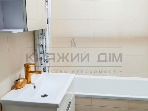 квартира за адресою Абрикосова вул., 7