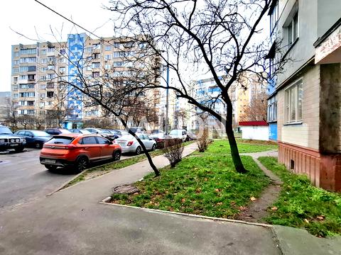 квартира за адресою Червоної Калини просп. (Володимира Маяковського), 32